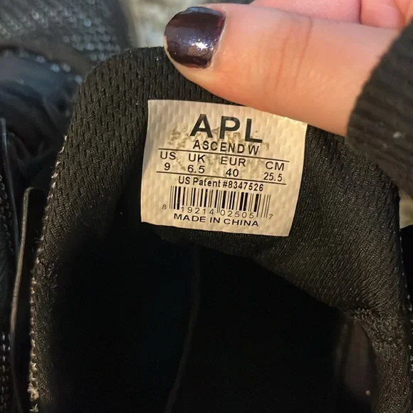 APL Ascend W shoes